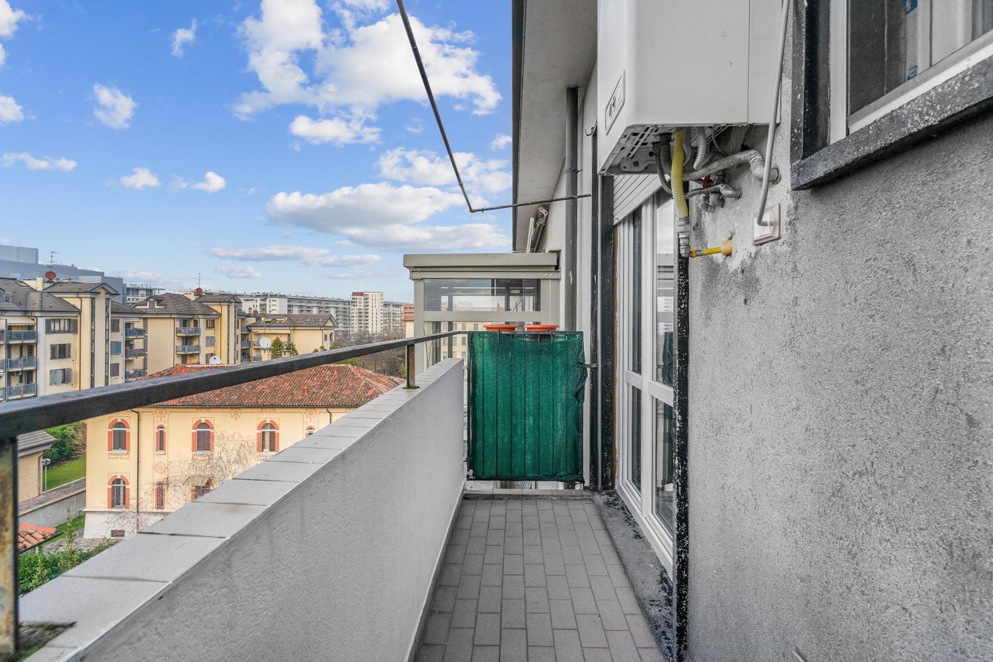 Rog27-Large Apartment With Transport Close To Home- Милан Экстерьер фото