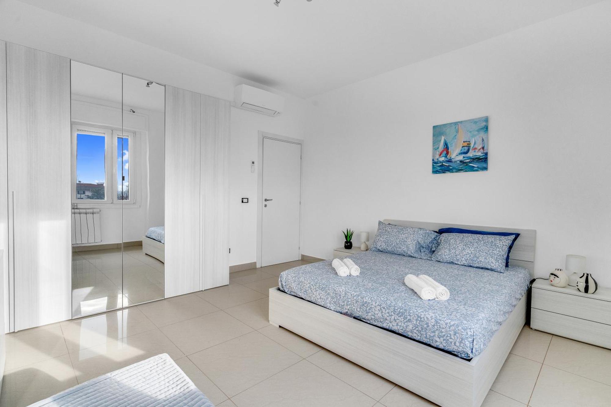 Rog27-Large Apartment With Transport Close To Home- Милан Экстерьер фото