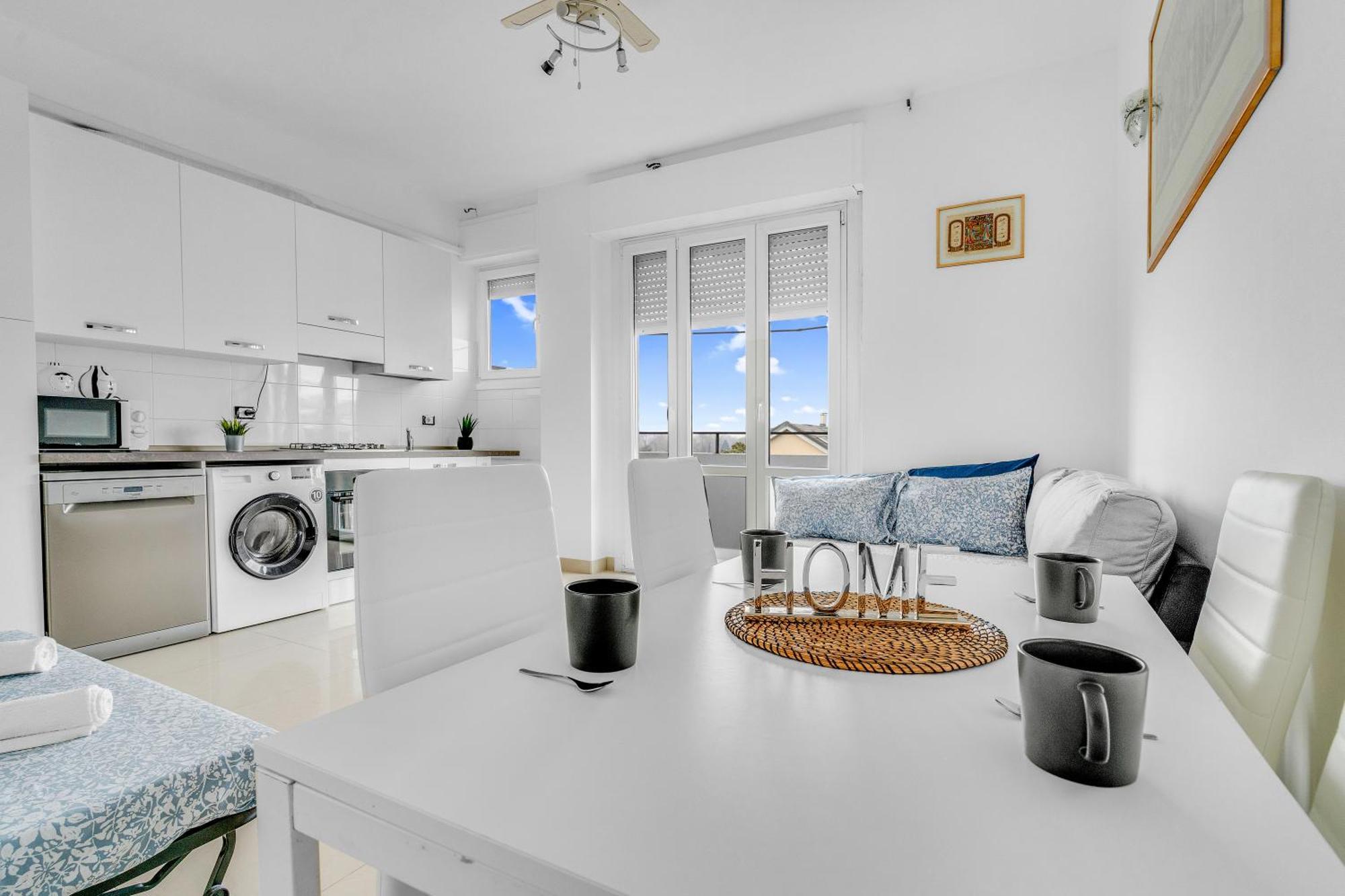 Rog27-Large Apartment With Transport Close To Home- Милан Экстерьер фото